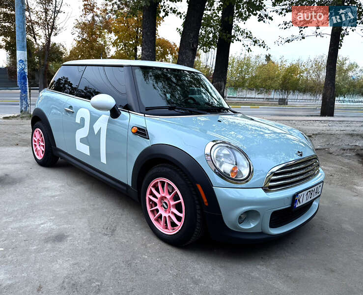 MINI Hatch 2011