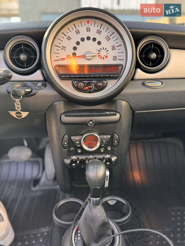 Хетчбек MINI Hatch 2011 в Києві