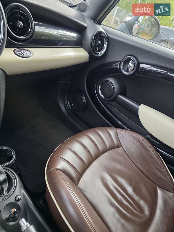 Хетчбек MINI Hatch 2009 в Одесі