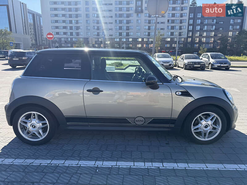 Хэтчбек MINI Hatch 2010 в Львове фото 4 Хэтчбек MINI Hatch 2010 в Львове