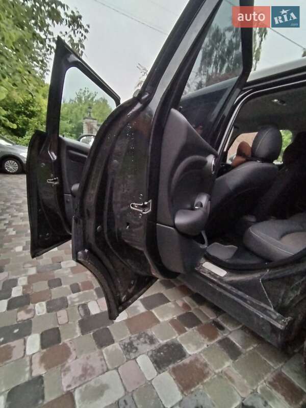 Хетчбек MINI Hatch 2015 в Борисполі