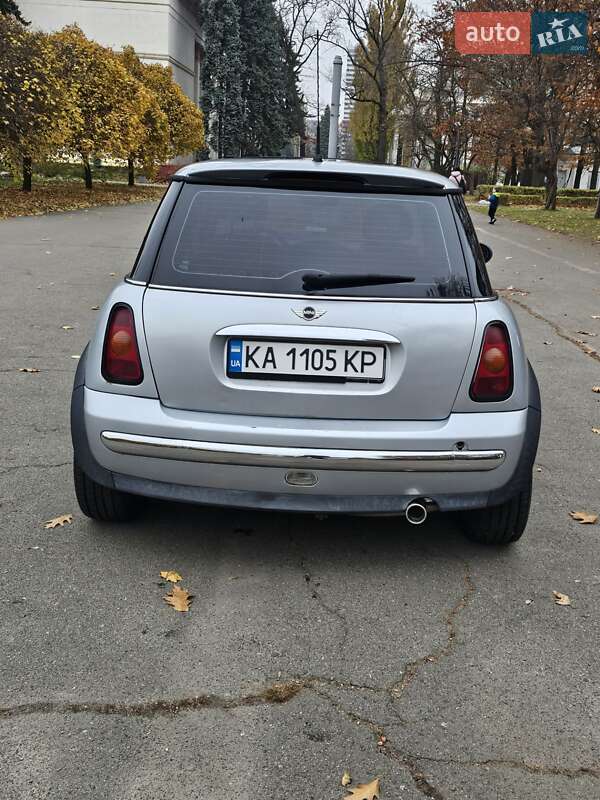 Хетчбек MINI Hatch 2004 в Києві фото 9 Хетчбек MINI Hatch 2004 в Києві