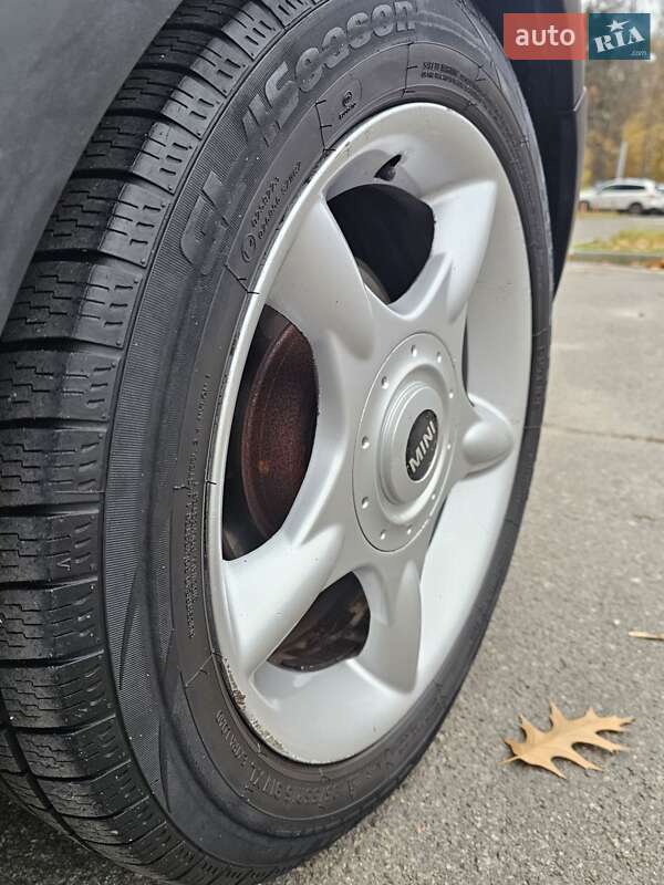 Хетчбек MINI Hatch 2004 в Києві фото 19 Хетчбек MINI Hatch 2004 в Києві