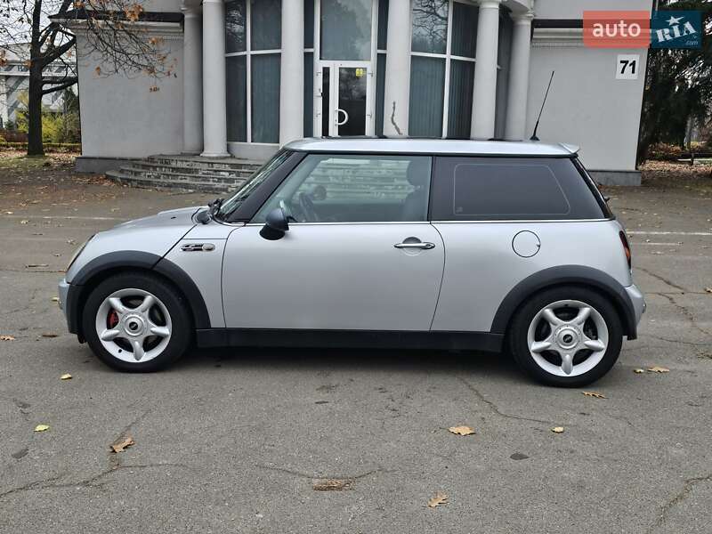 Хэтчбек MINI Hatch 2004 в Киеве фото 9 Хэтчбек MINI Hatch 2004 в Киеве