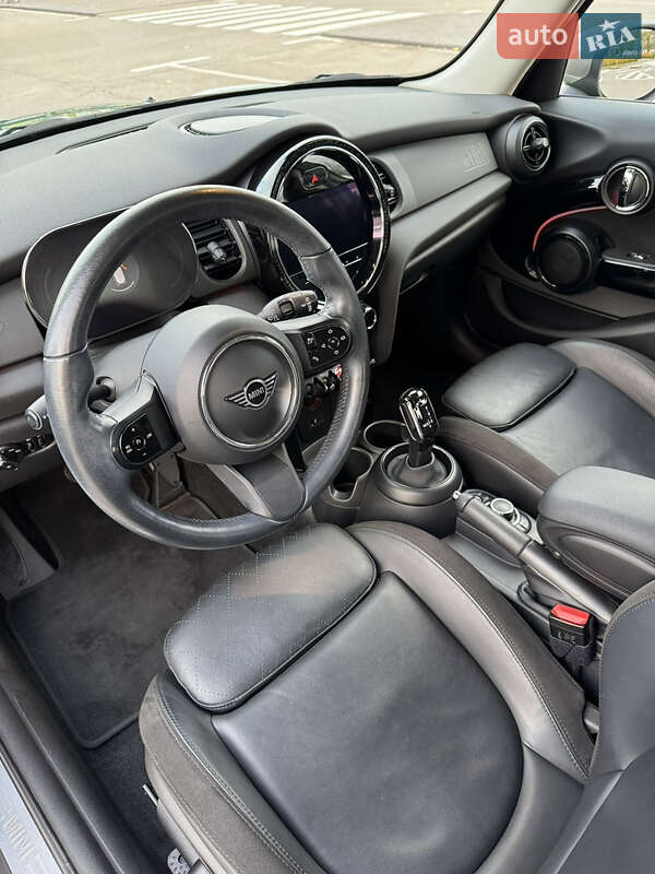 Хетчбек MINI Hatch 2022 в Києві фото 9 Хетчбек MINI Hatch 2022 в Києві