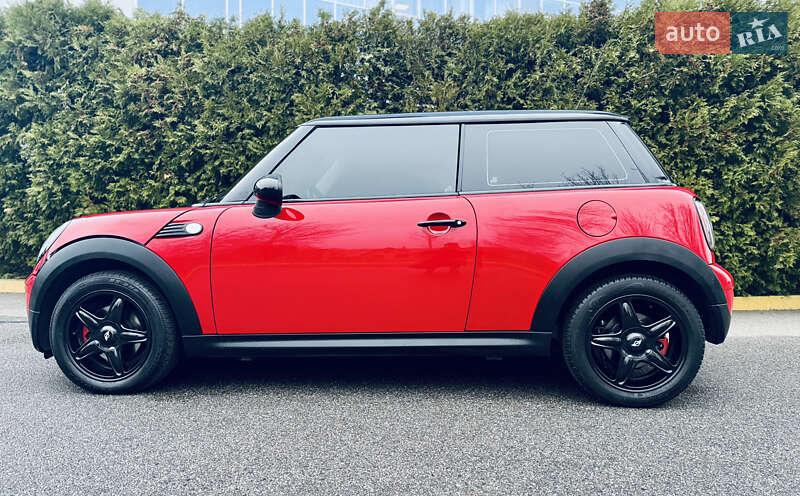 Хэтчбек MINI Hatch 2007 в Киеве