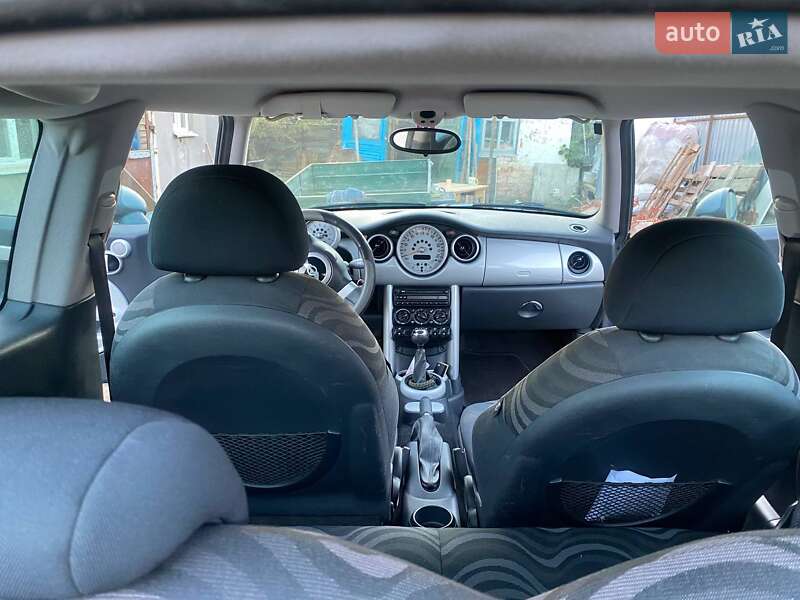 Хэтчбек MINI Hatch 2001 в Гадяче