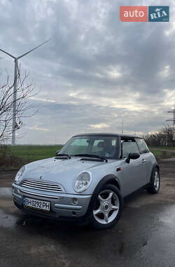 Хэтчбек MINI Hatch 2002 в Одессе