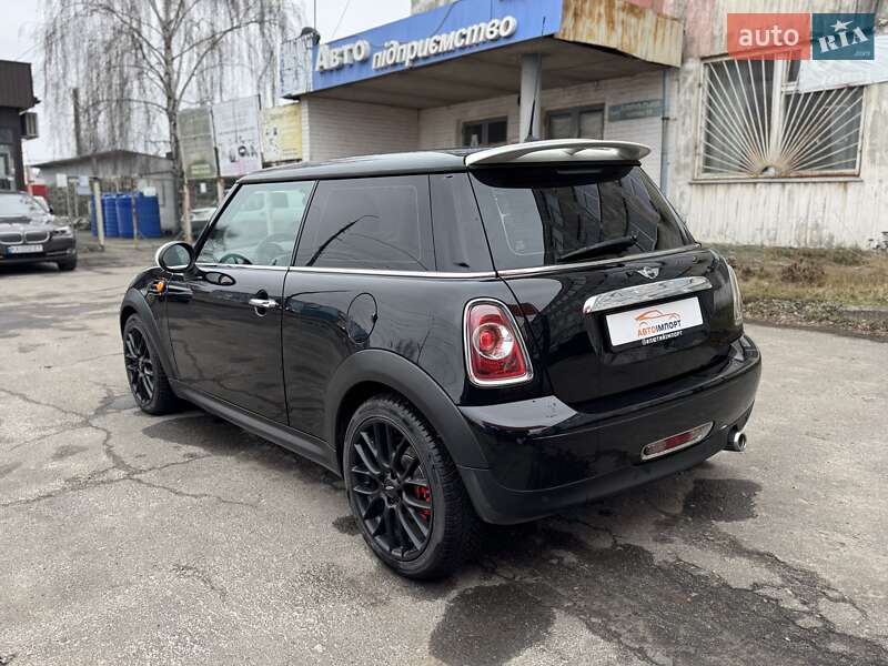 Хэтчбек MINI Hatch 2010 в Сумах фото 5 Хэтчбек MINI Hatch 2010 в Сумах