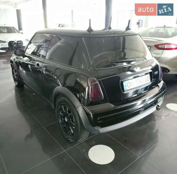 Хэтчбек MINI Hatch 2003 в Одессе