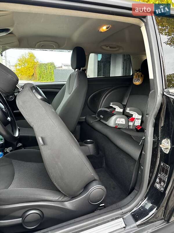 Хетчбек MINI Hatch 2013 в Івано-Франківську фото 5 Хетчбек MINI Hatch 2013 в Івано-Франківську