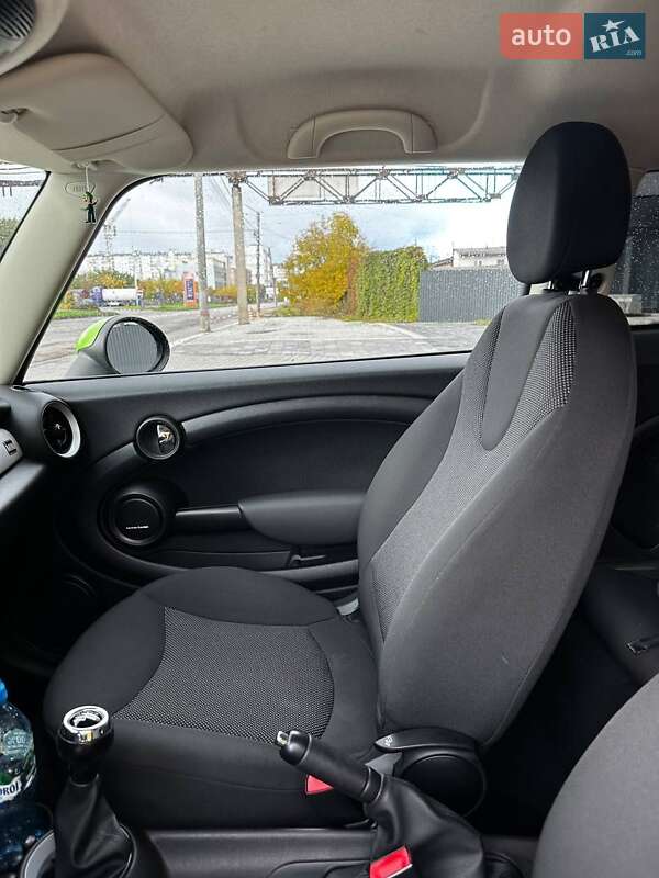 Хетчбек MINI Hatch 2013 в Івано-Франківську фото 6 Хетчбек MINI Hatch 2013 в Івано-Франківську