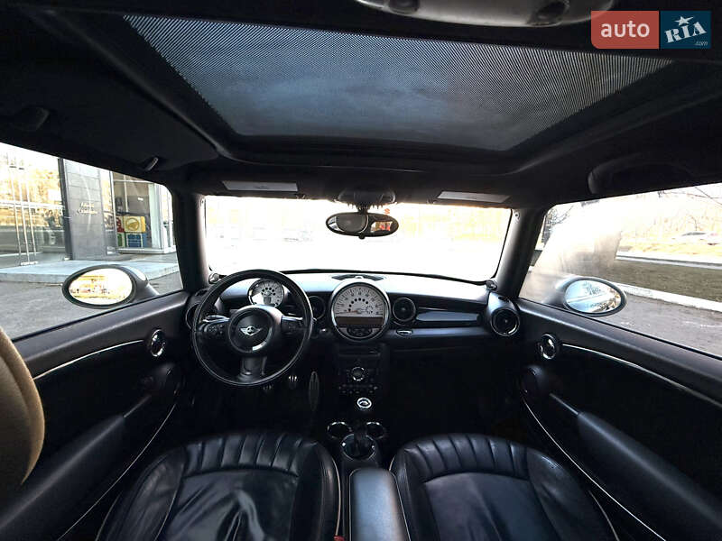 Хэтчбек MINI Hatch 2010 в Харькове