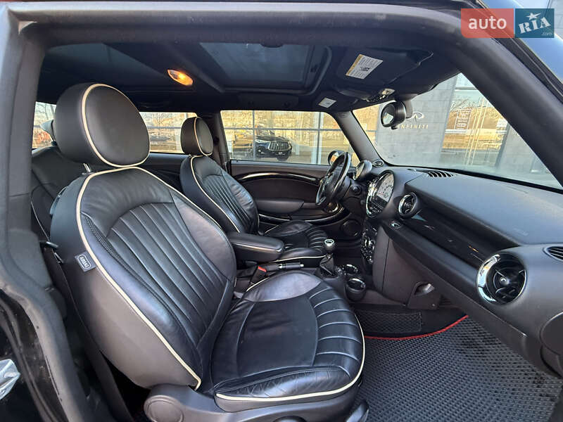 Хэтчбек MINI Hatch 2010 в Харькове