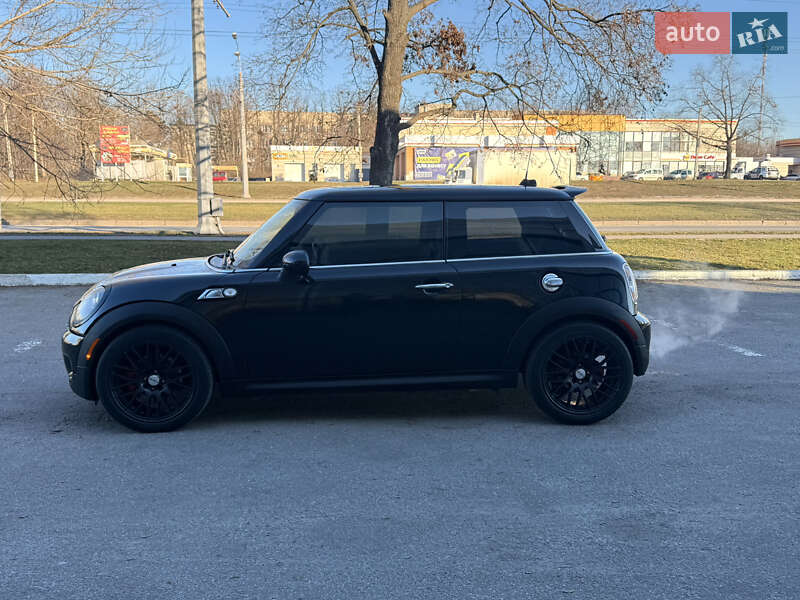 Хэтчбек MINI Hatch 2010 в Харькове