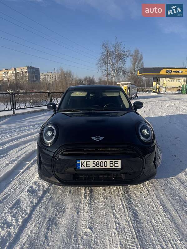 Хэтчбек MINI Hatch 2021 в Днепре фото 4 Хэтчбек MINI Hatch 2021 в Днепре