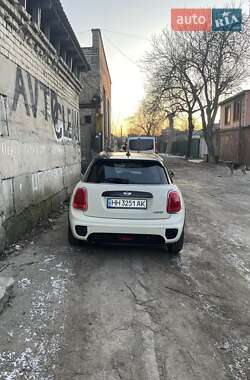 Хэтчбек MINI Hatch 2015 в Одессе фото 3 Хэтчбек MINI Hatch 2015 в Одессе