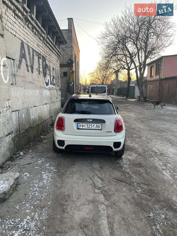 Хэтчбек MINI Hatch 2015 в Одессе фото 3 Хэтчбек MINI Hatch 2015 в Одессе