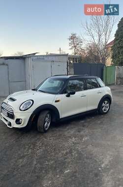 Хэтчбек MINI Hatch 2015 в Одессе фото 5 Хэтчбек MINI Hatch 2015 в Одессе