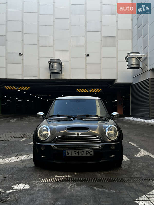 Хэтчбек MINI Hatch 2005 в Киеве