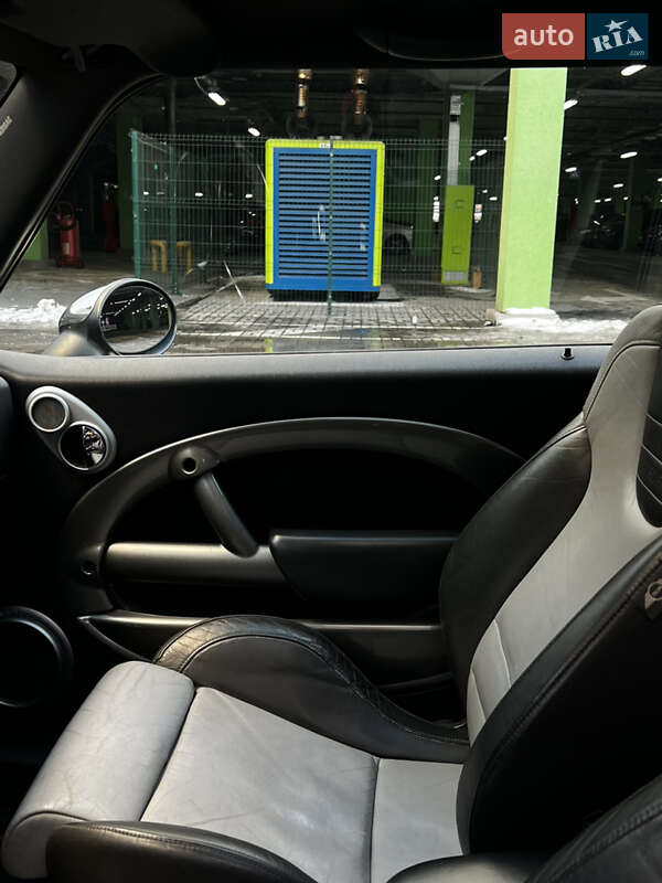 Хэтчбек MINI Hatch 2005 в Киеве