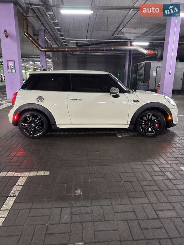 Хетчбек MINI Hatch 2016 в Києві фото 14 Хетчбек MINI Hatch 2016 в Києві