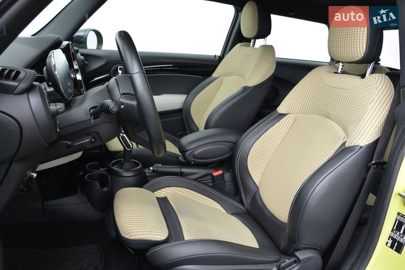 Хетчбек MINI Hatch 2023 в Києві