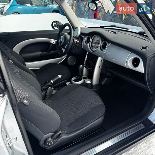 Хетчбек MINI Hatch 2002 в Житомирі