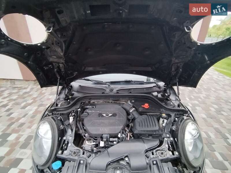 Хэтчбек MINI Hatch 2015 в Борисполе