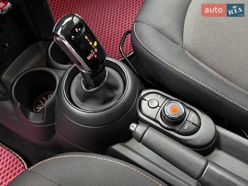 Хетчбек MINI Hatch 2019 в Києві фото 25 Хетчбек MINI Hatch 2019 в Києві