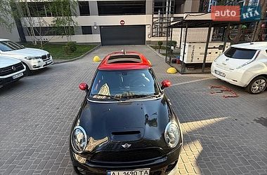 Хэтчбек MINI Hatch 2012 в Киеве