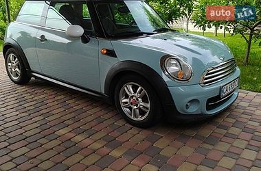 Хэтчбек MINI Hatch 2012 в Черкассах