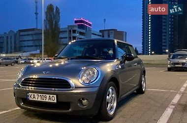 Хетчбек MINI Hatch 2009 в Києві Хетчбек MINI Hatch 2009 в Києві