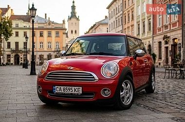 mini hatch 2009 в Черкассы от профессионального продавца Марта Сажина