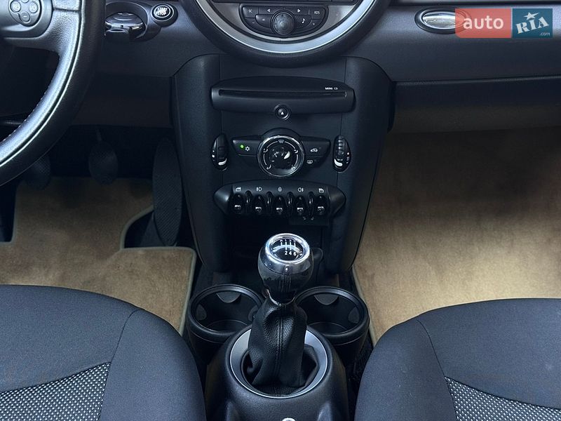 Хэтчбек MINI Hatch 2010 в Киеве