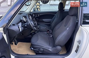 Хэтчбек MINI Hatch 2010 в Киеве
