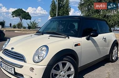 Хэтчбек MINI Hatch 2005 в Черкассах