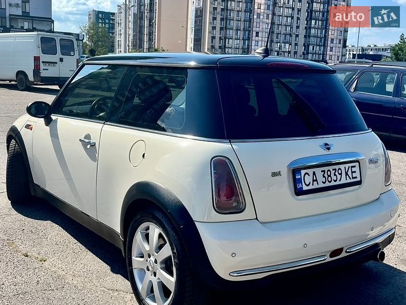 Хэтчбек MINI Hatch 2005 в Черкассах