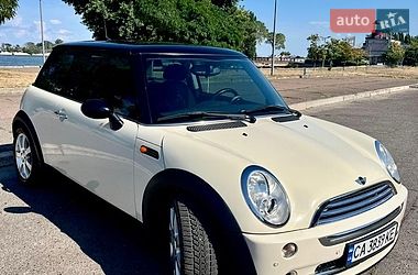 Хэтчбек MINI Hatch 2005 в Черкассах