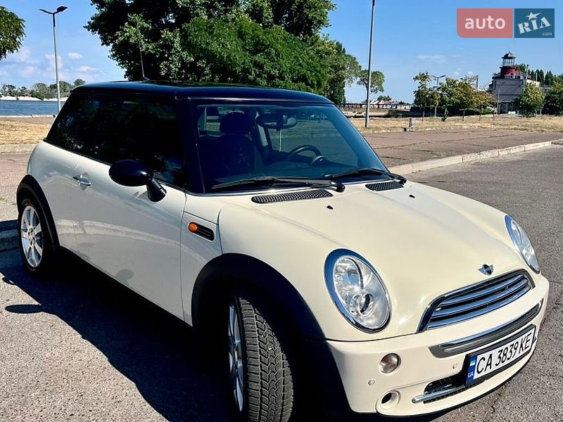 Хэтчбек MINI Hatch 2005 в Черкассах
