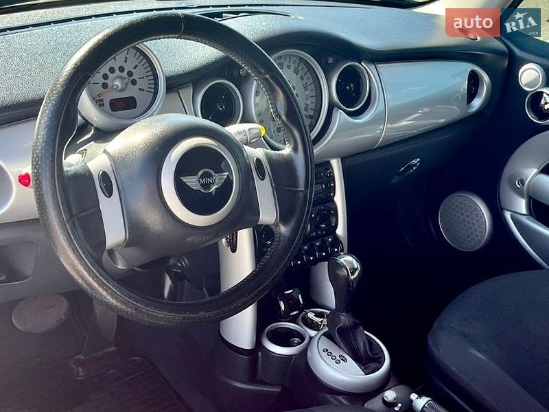 Хэтчбек MINI Hatch 2005 в Черкассах