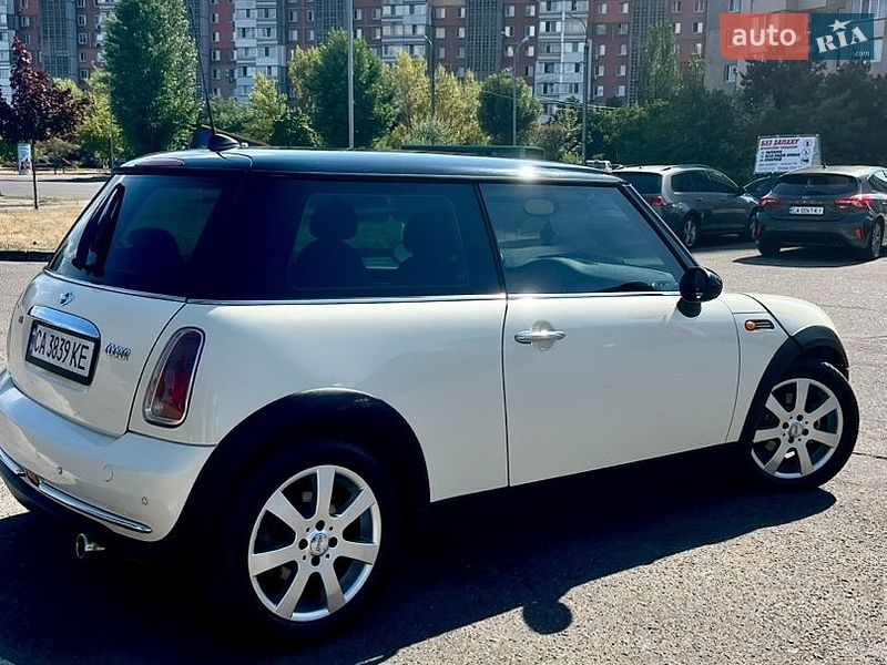 Хэтчбек MINI Hatch 2005 в Черкассах