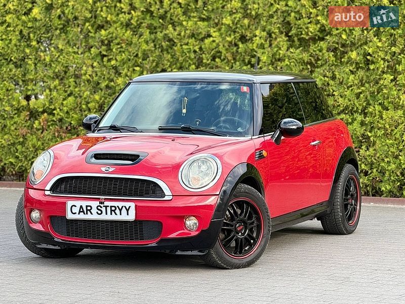 Хетчбек MINI Hatch 2009 в Стрию