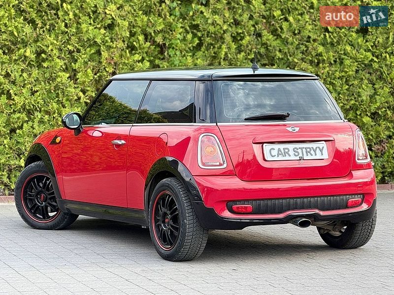 Хетчбек MINI Hatch 2009 в Стрию