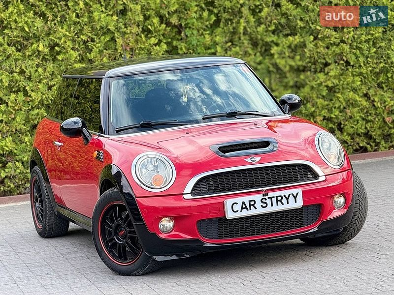 Хетчбек MINI Hatch 2009 в Стрию