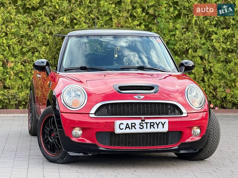 Хетчбек MINI Hatch 2009 в Стрию