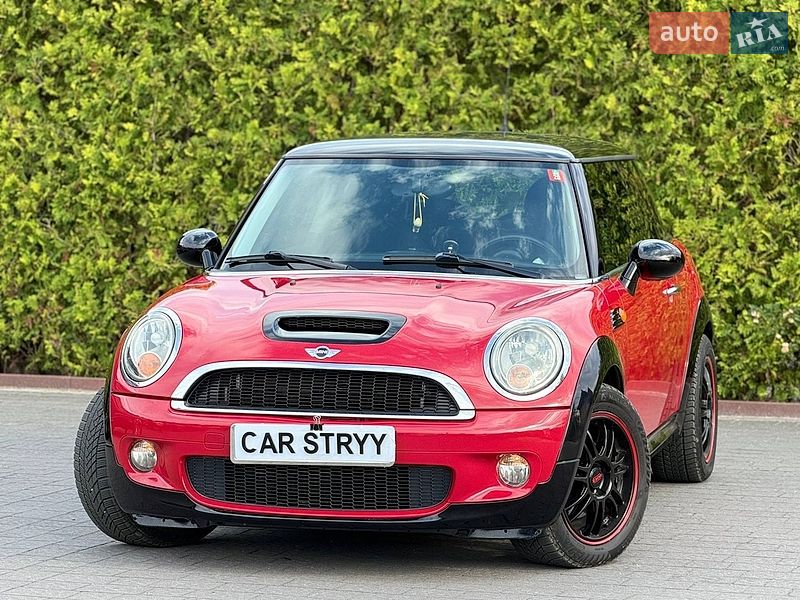 Хетчбек MINI Hatch 2009 в Стрию