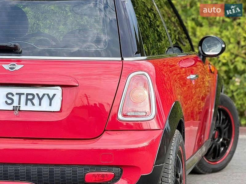 Хетчбек MINI Hatch 2009 в Стрию
