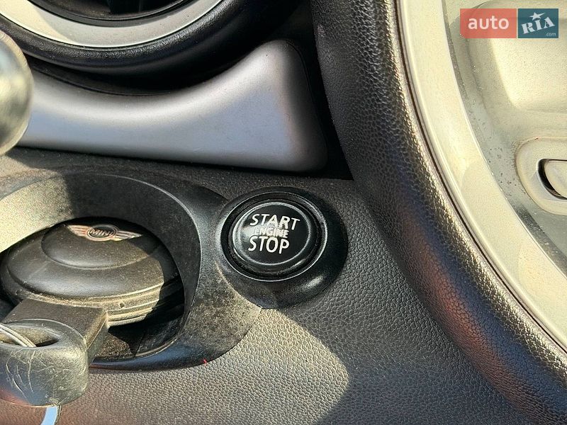 Хетчбек MINI Hatch 2009 в Стрию