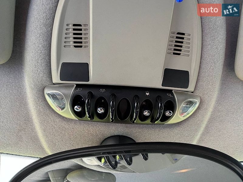 Хетчбек MINI Hatch 2009 в Стрию